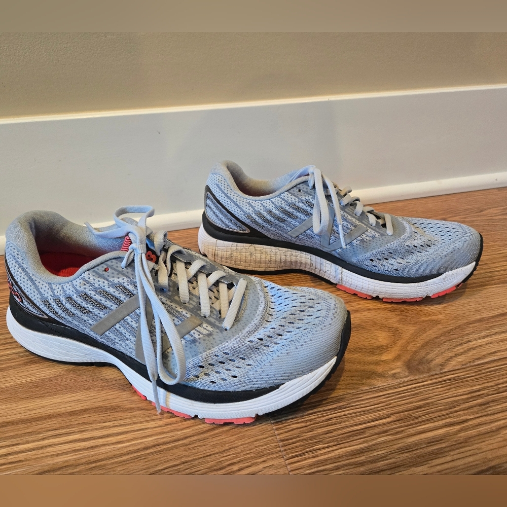 New Balance 860 v9 Running Shoes - Picture 1 of 8
